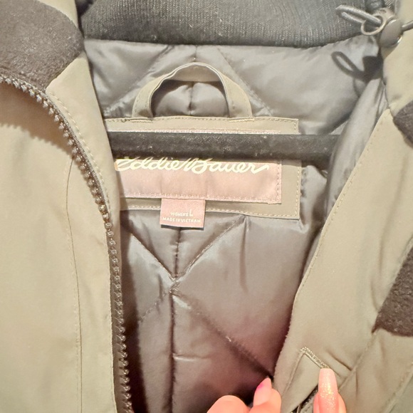 Eddie Bauer Women’s Olympia Waterproof Down Stadium Coat - Picture 4 of 8